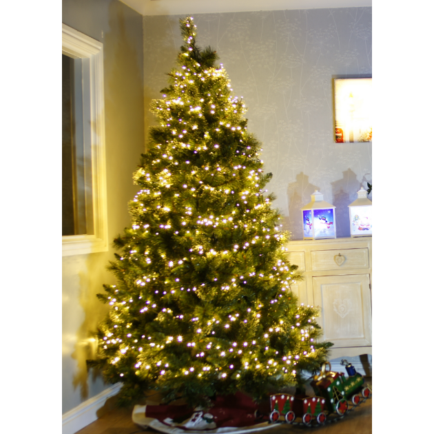 Picture of 6ft Christmas Tree with 750 LED's