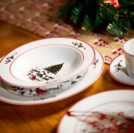 Picture of Festive Christmas 30 Piece Tableware Set