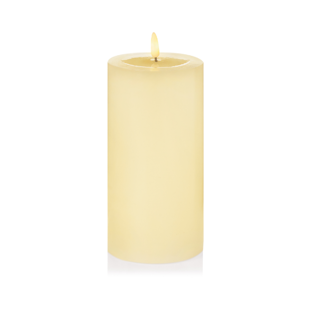 Picture of 18cm Pillar Candle  - CREAM