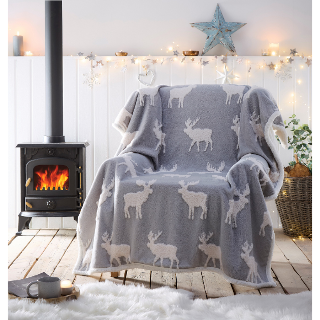 Picture of Reindeer Fleece Throw - Grey