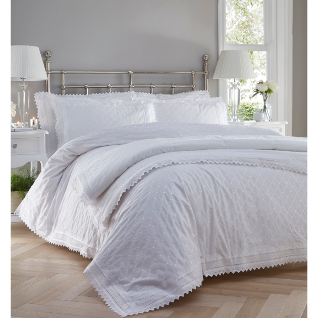 Picture of Balmoral White Single Duvet Set