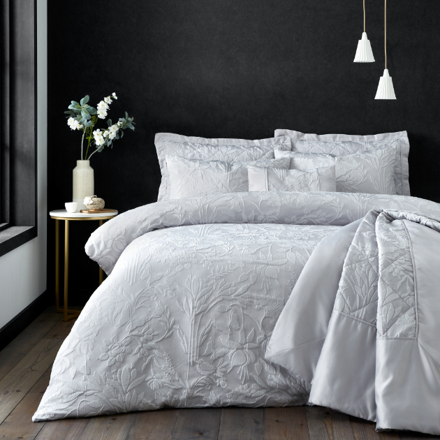 Picture of Hawouth Silver Double Duvet Set